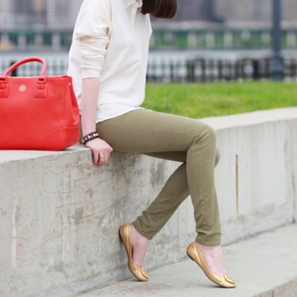 Tory Burch gold flats size 6 - Picture 3 of 8